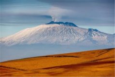 世界上爆發(fā)最頻繁的活火山，至今已噴發(fā)500多次