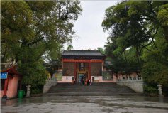 廣東十大著名寺廟排行榜，南華寺排第一名